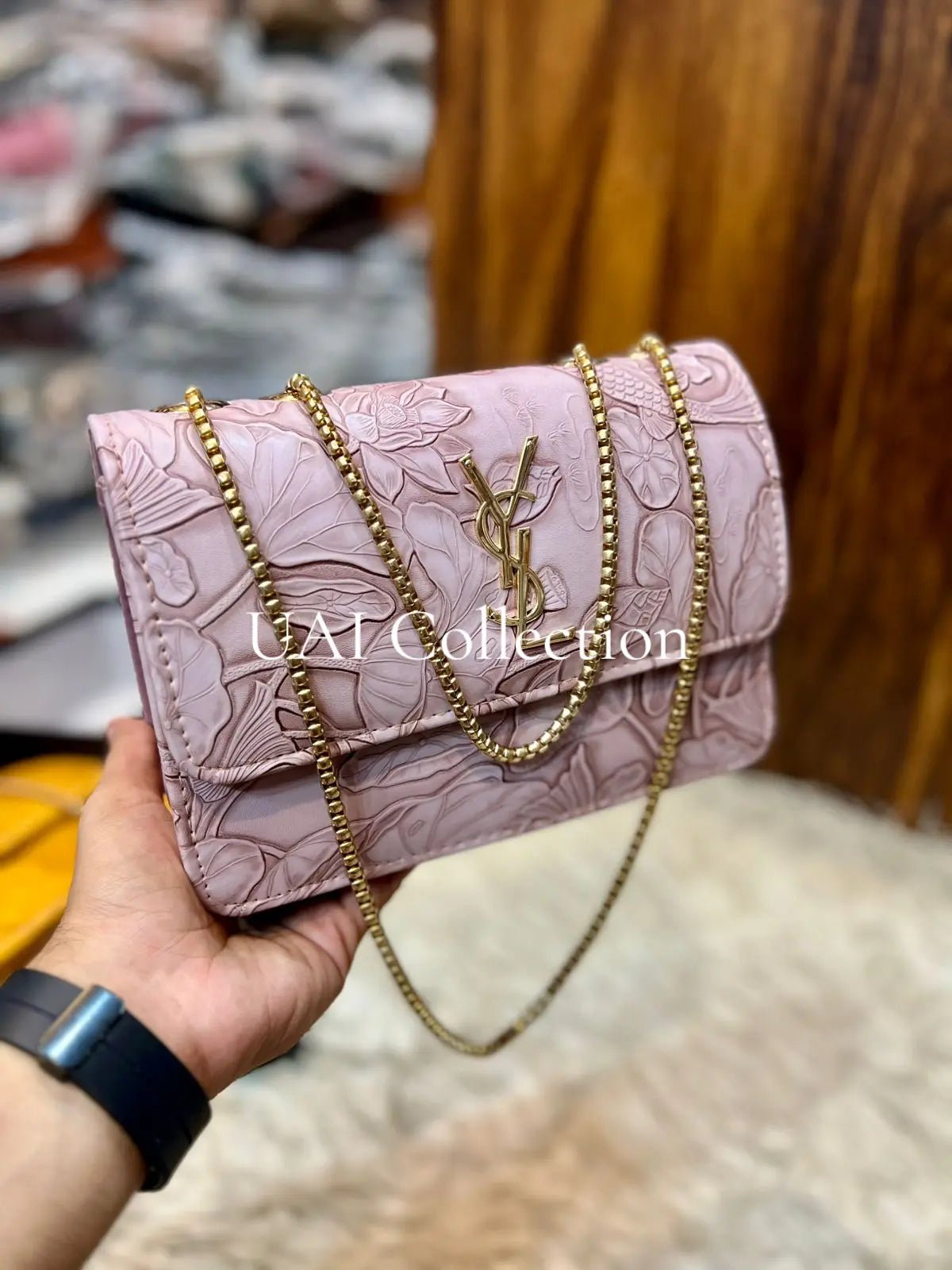 Untitled 28Sept_06:43 - Uai Collection